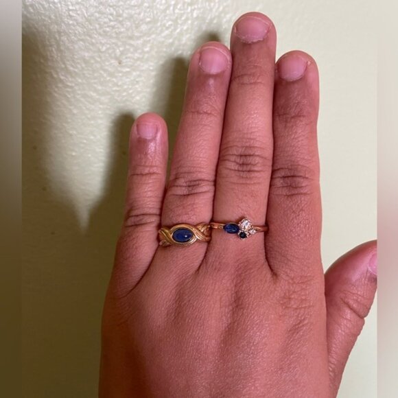 Elegant Blue and Gold Ring Set - Picture 5 of 8